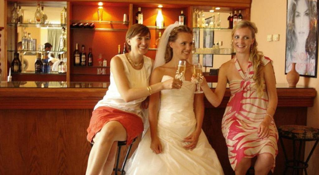 Holiday Suites Hotel & Beach Resort Dżunija Zewnętrze zdjęcie